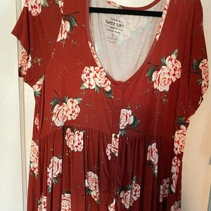 Super soft t with floral pattern